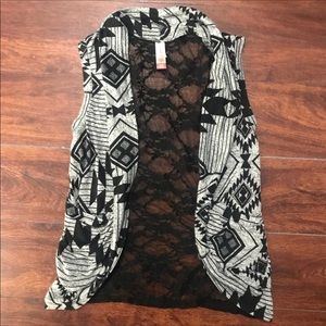 Tribal Print Lace Back Vest